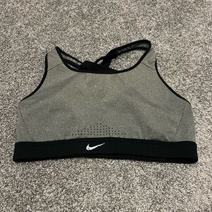 Nike Women's High Impact Sports Bra